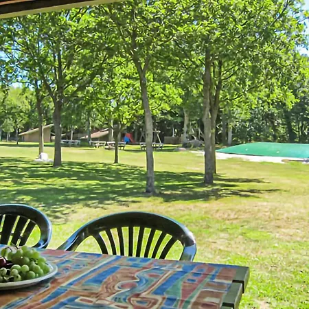 2 Bedroom In アパート アリンエ