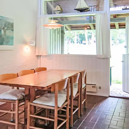 Cozy In With Kitchen Allinge-Sandvig