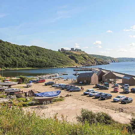 2 Bedroom In Apartment